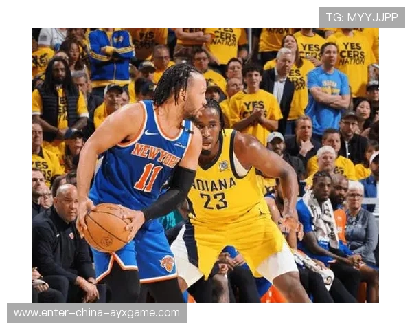 NBA尼克斯靠强对抗实现节奏推进,现场呼声爆满 NBA尼克斯靠强对抗实现节奏推进,现场呼声爆满