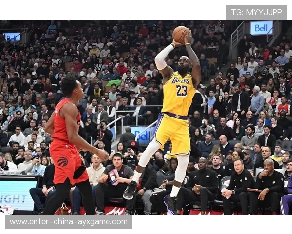 詹姆斯冷峻罚球定乾坤,湖人终结鏖战